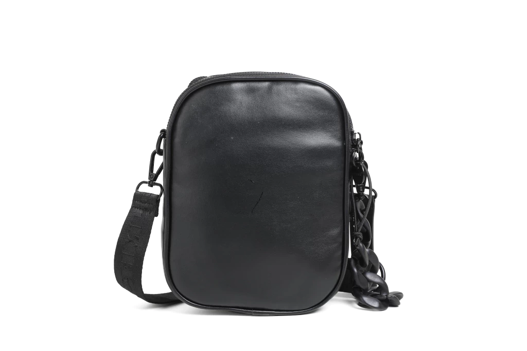 r76-black-mat-3-6bea32451f749c81e817448120196678-1024-1024